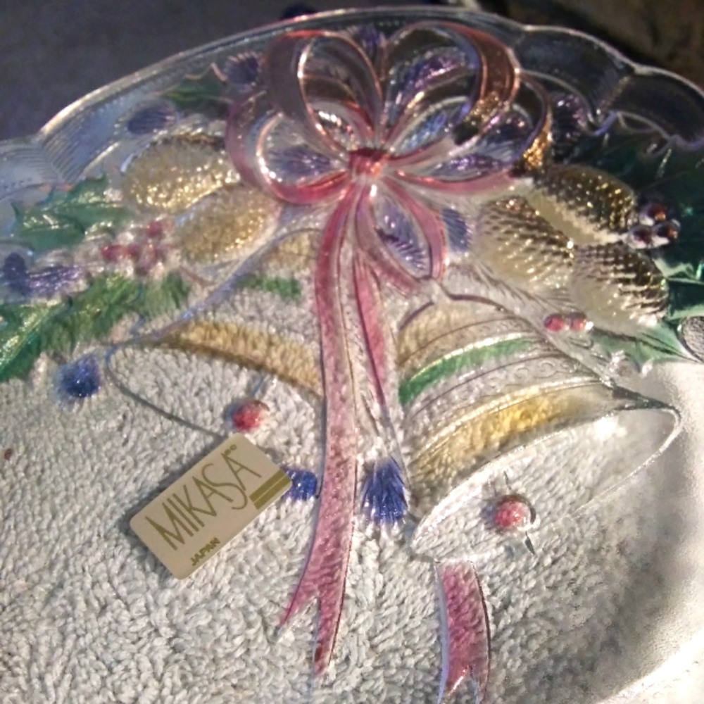 Mikasa Small Platter. Christmas platter